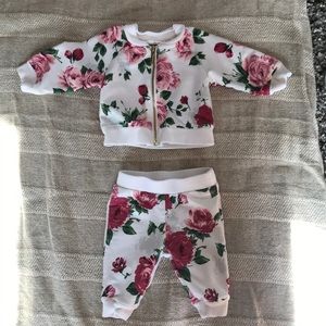 Janie and Jack floral print sweatsuit 0 to 3 month